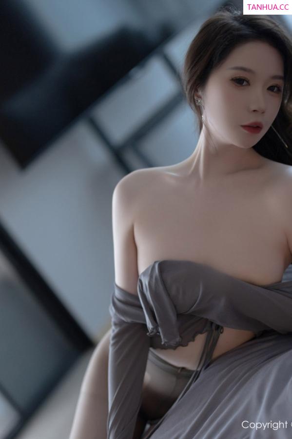 梦心玥  [XiuRen]高清写真图 2024.08.13 No.9007 梦心玥 丝袜美腿第89张图片